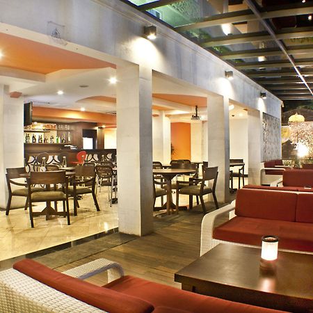 Royal Regantris Kuta Hotel Кута Екстериор снимка